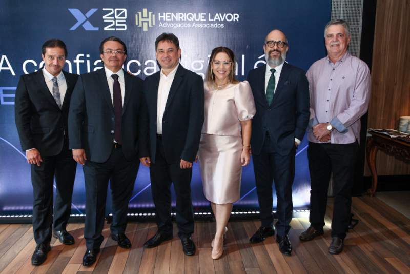 Governança digital - Williane Pontes conduz análise sobre trabalho, tecnologia e LGPD no CYBERX 2025