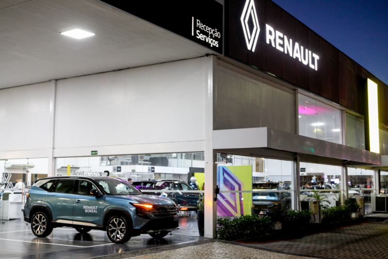 Noite automotiva - Boreal Day apresenta novo SUV da Renault na Jangada da avenida Júlio Ventura