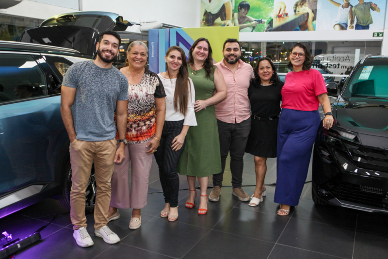 Noite automotiva - Boreal Day apresenta novo SUV da Renault na Jangada da avenida Júlio Ventura