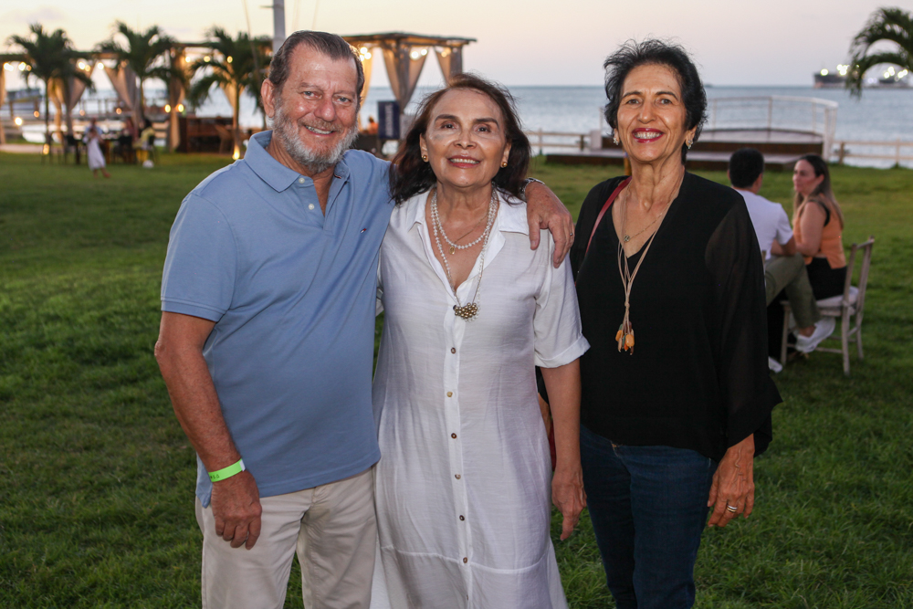 Resildo Facó, Luzia Araújo E Marilac Cabral