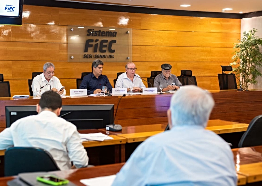 FIEC debate detalhes da nova proposta tributária com representantes da Sefin