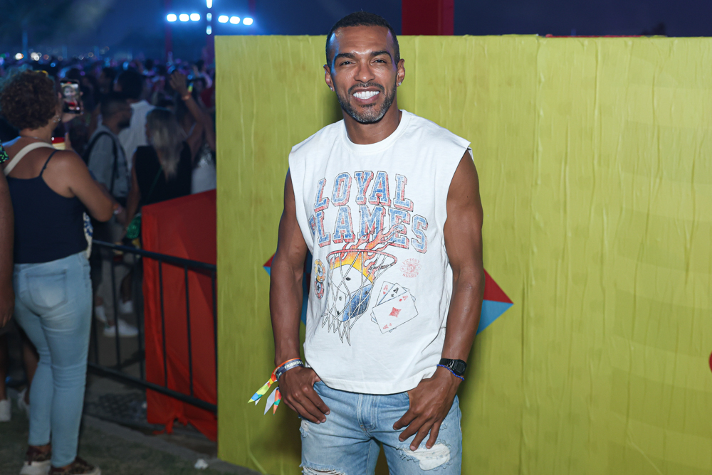 Ivete Sangalo Faz Show Da Turnê "clareou"