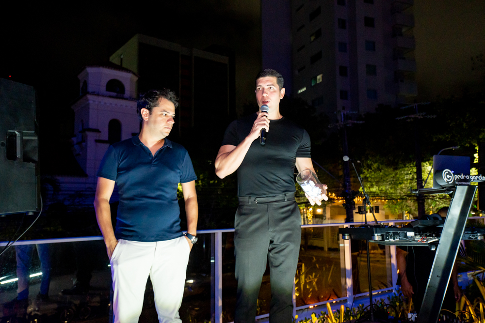 Ronaldo Aguiar Filho E West De Freitas