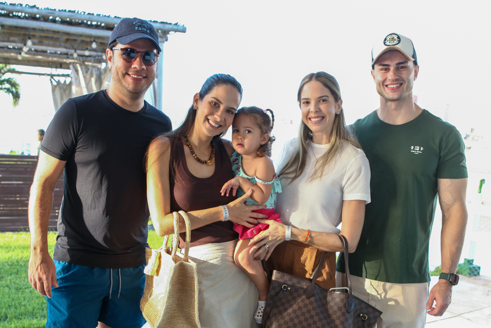 Ronaldo E Marina Aguiar, Iasmin E Rodrigo Junqueira