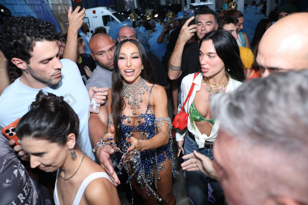 Sabrina Sato E Dua Lipa (3)