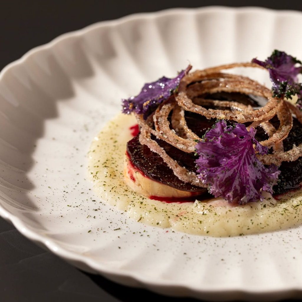 Saveclip.app 543659135 18103676041605945 2500691473933847395 N