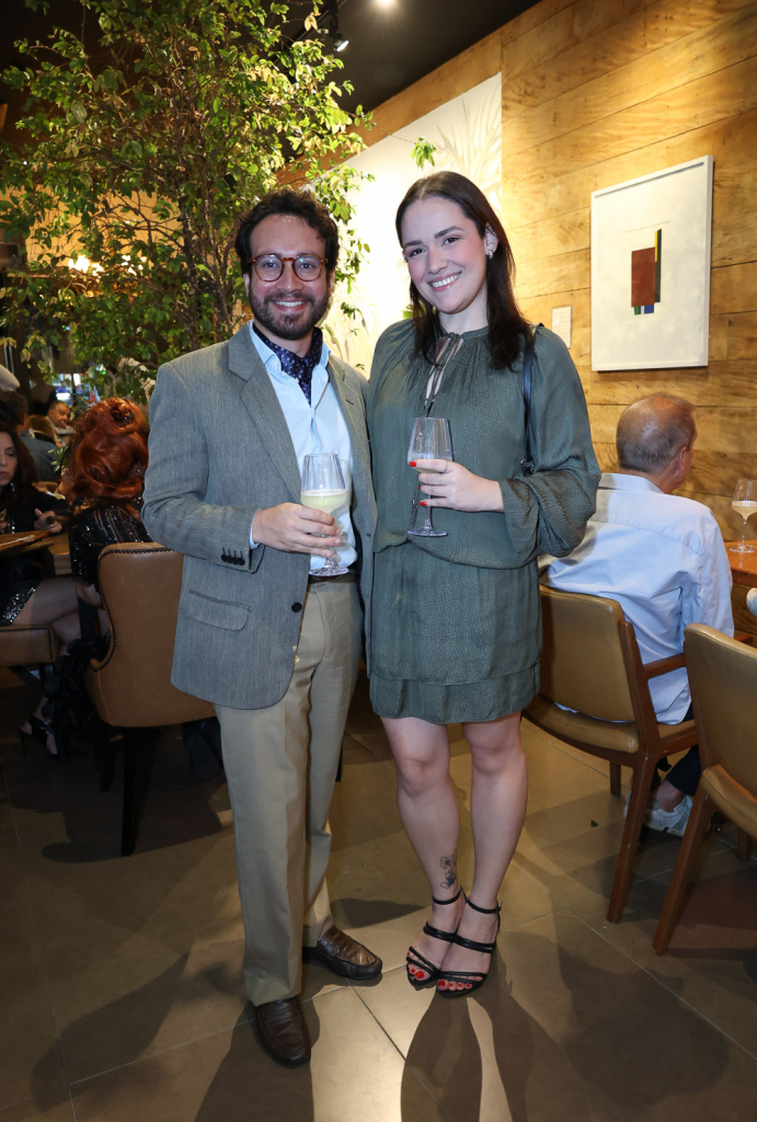 Sávio Mello E Nathalia Almeida