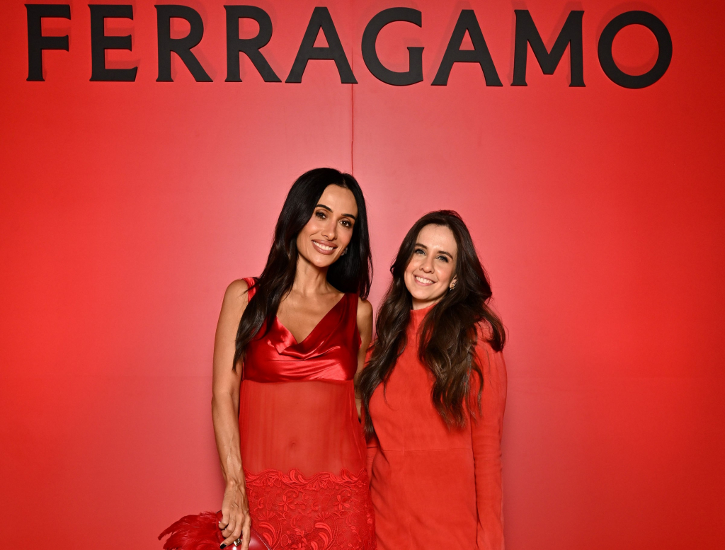 Silviabrazegabrielayassuda 9894