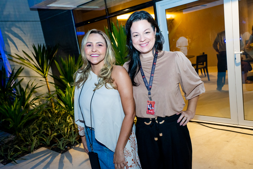 Simône Moreira E Sarah Alencar