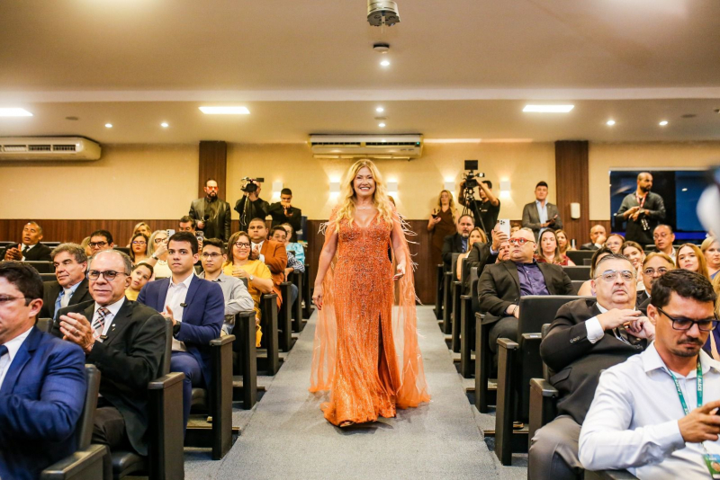 Reconhecimento social - Troféu Destaque do Ano 2025 homenageia trajetórias de impacto em Fortaleza