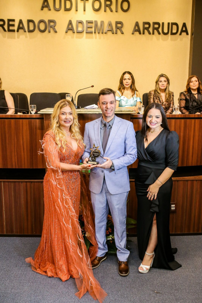 Stela Frota Salles, Gustavo Arruda E Cleane Fontenele