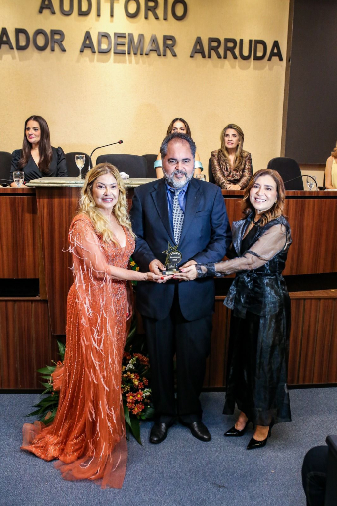 Stela Frota Salles, Marcos Pereira E Mônica Aguiar