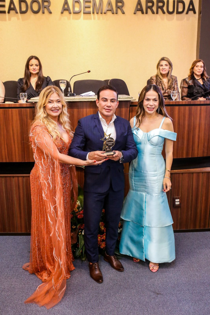 Stela Frota Salles, Paulo Pontes E Roberta Fontelles Philomeno