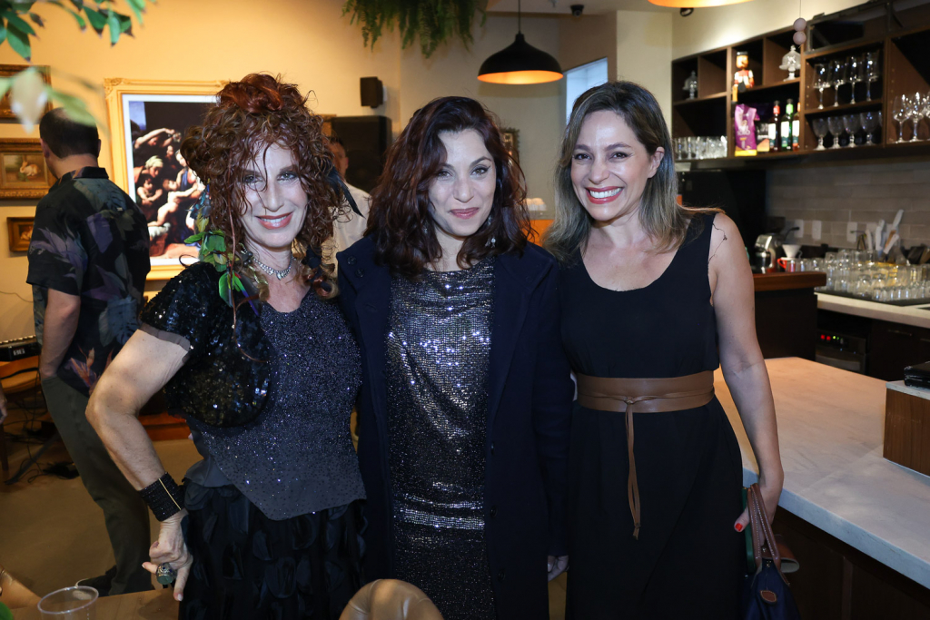 Suzi Cantarino E Teka Mesquita