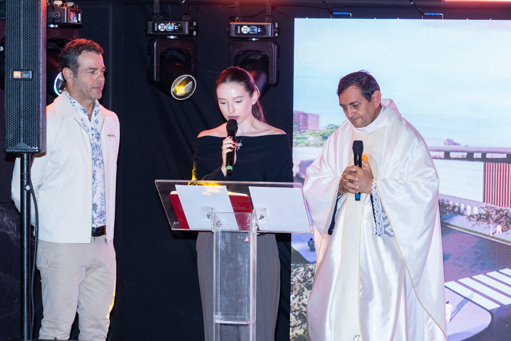 Tep Rodrigues, Maria Clara Fuzesi E Padre Bezerra (4)