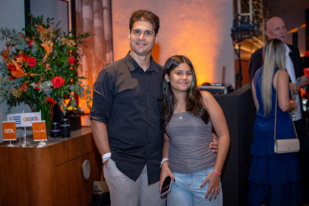 Tiago Pressão E Alice Pires