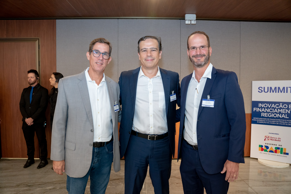 Tom Prado, Paulo Marcelo Santana E Luiz Vianna