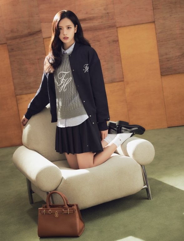 Tommy Hilfiger Jisoo Holiday 2025 Crédito Cortesia Tommy Hilfiger (2)