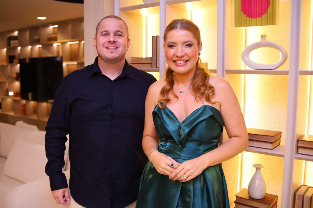 Victor Queiroz E Natália Varela