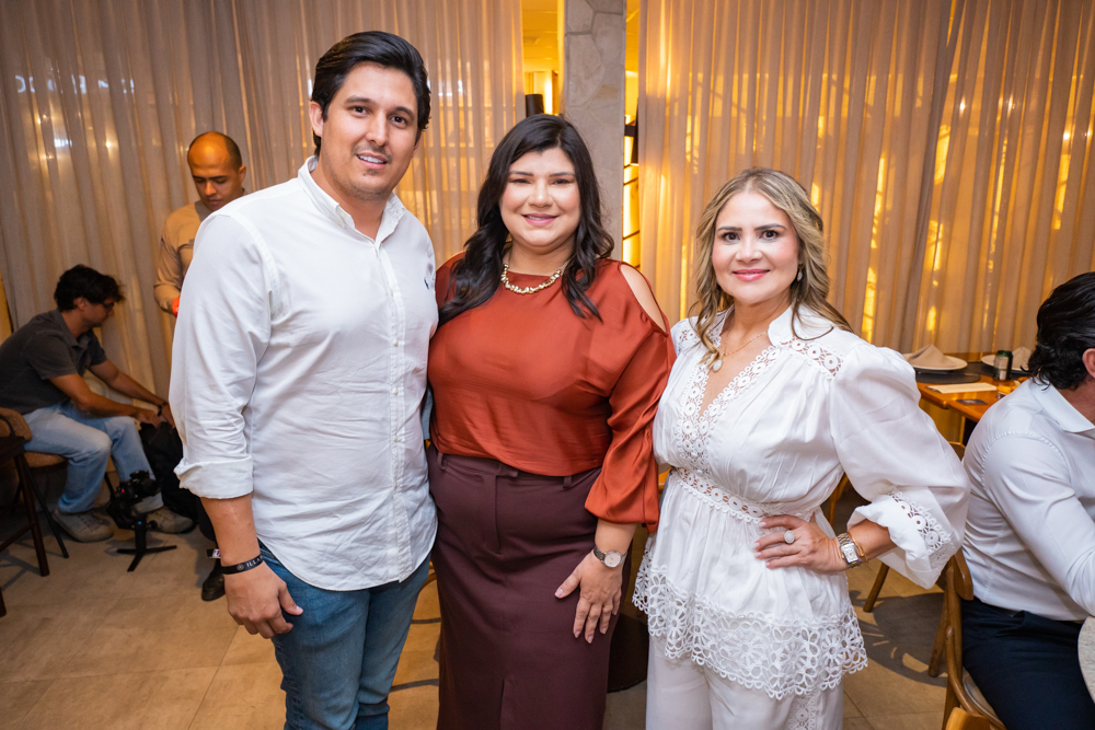 Victor Veras, Darlene Soares E Melissa Couto