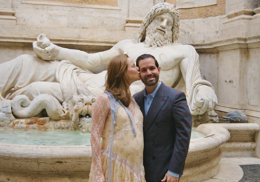 Em Roma, Paulinha Sampaio e Felipe Queiroz Rocha prestigiam exposição Cartier & Myths