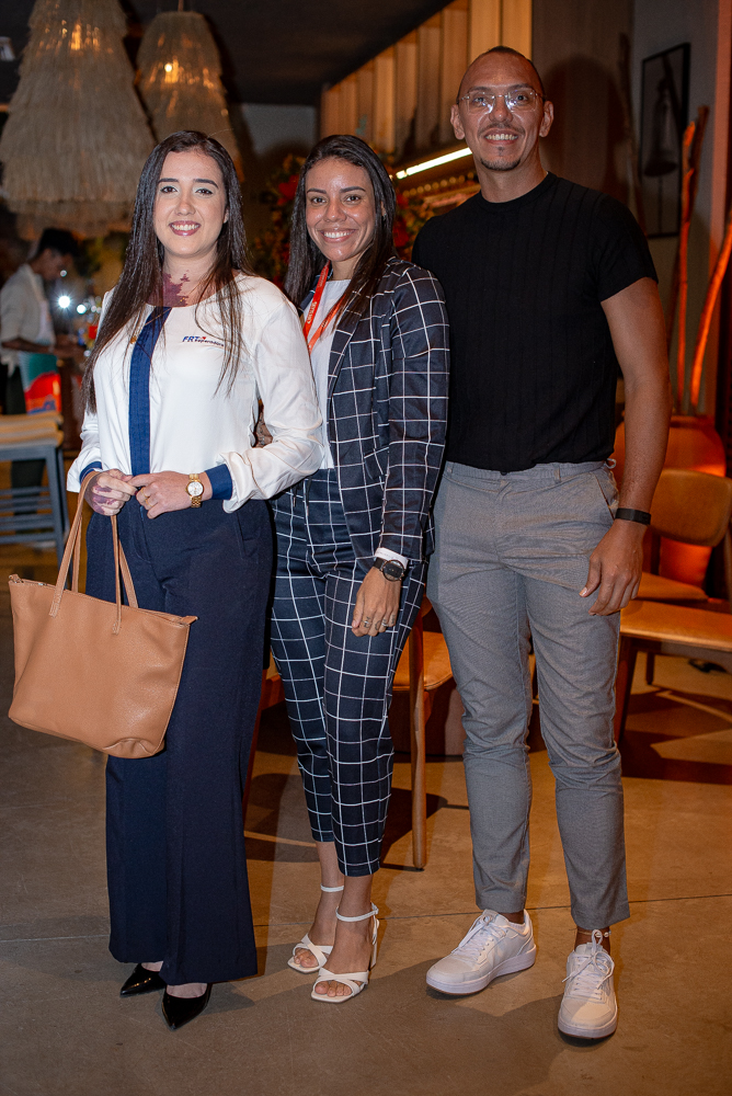 Vitória Aquino, Nathália Andrade E Rumennig (2)