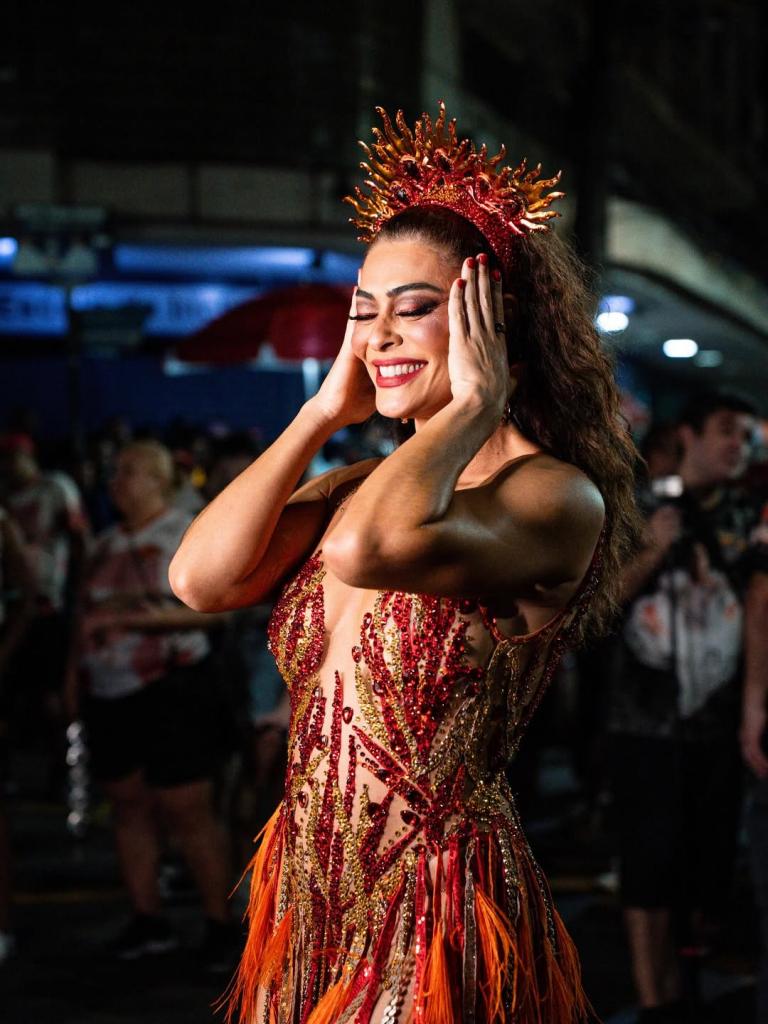 Vocês Não Sabem O Prazer Que é Estar De Volta! A Amaral Também é Sua, @julianapaes!👸🏻🇦🇹📸 Vi