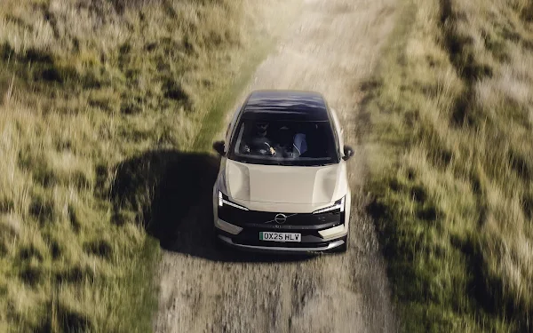 Volvo Ex30 Cross Country 2026 (12)