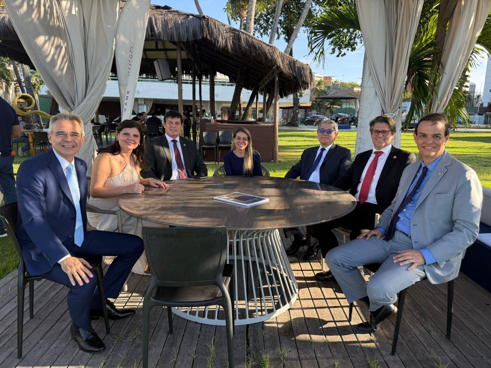 Grandes nomes da magistratura nacional se reúnem no Iate Clube de Fortaleza após o Congresso Fonajus