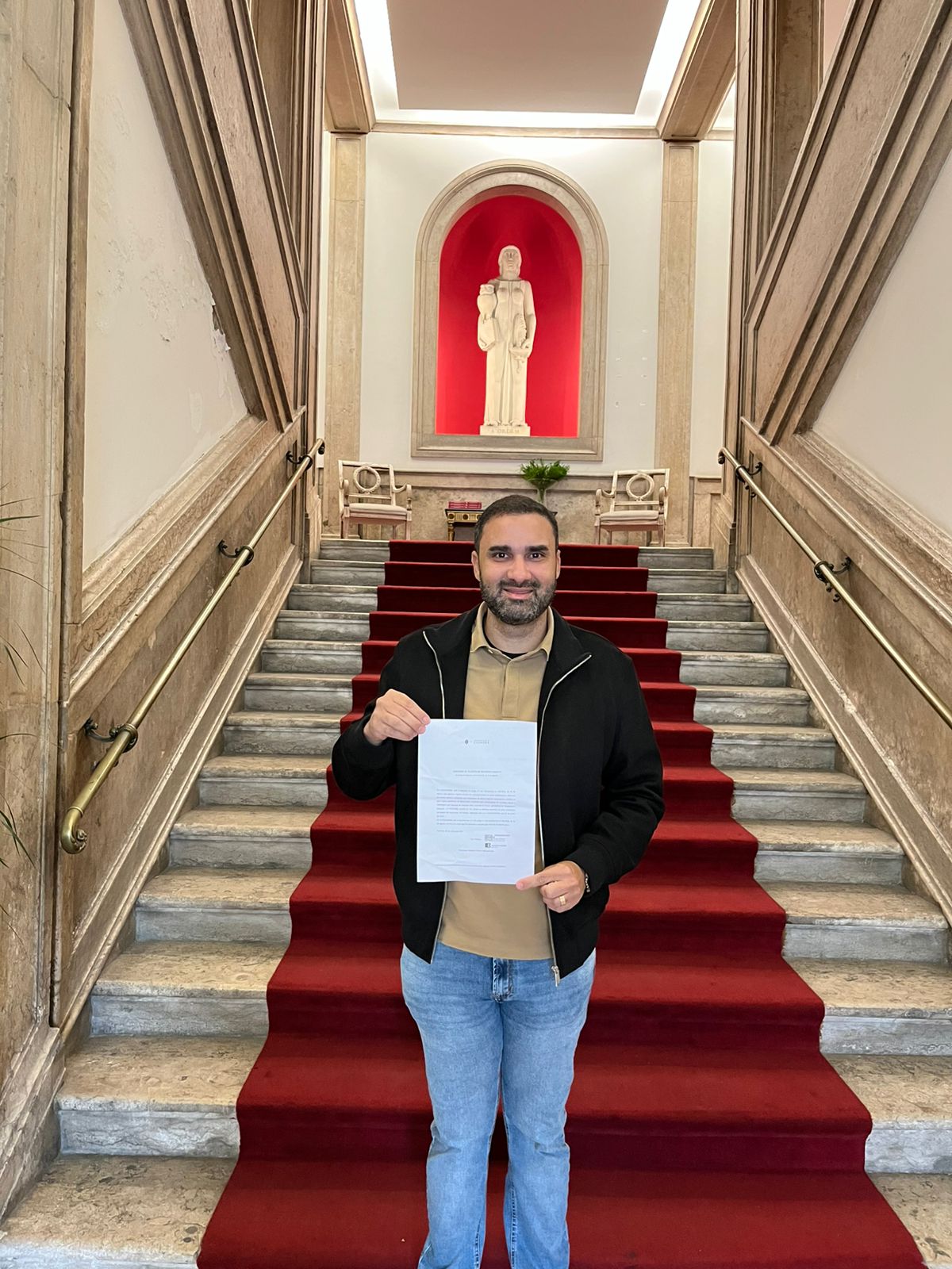  Wellington Sampaio conquista validação de diploma pela Universidade de Coimbra