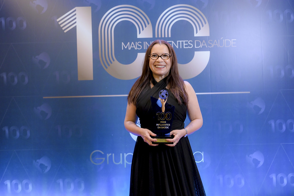 Secretária Tânia Mara volta a ser homenageada e figura entre os 100 Mais Influentes da Saúde de 2025