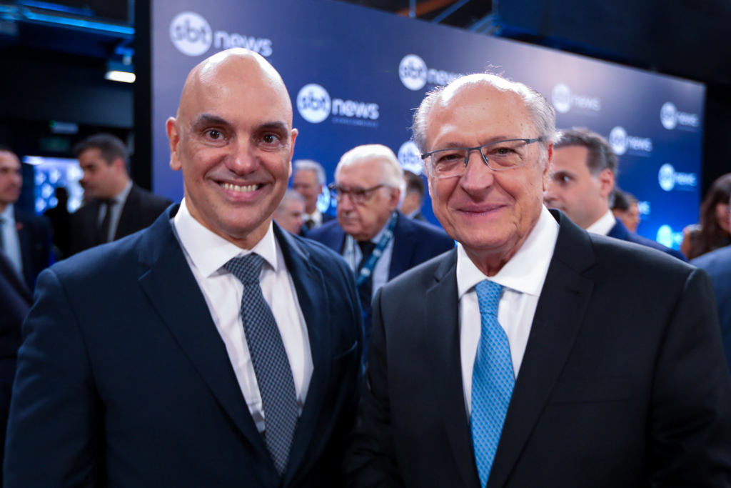 54980836179 773101b083 K