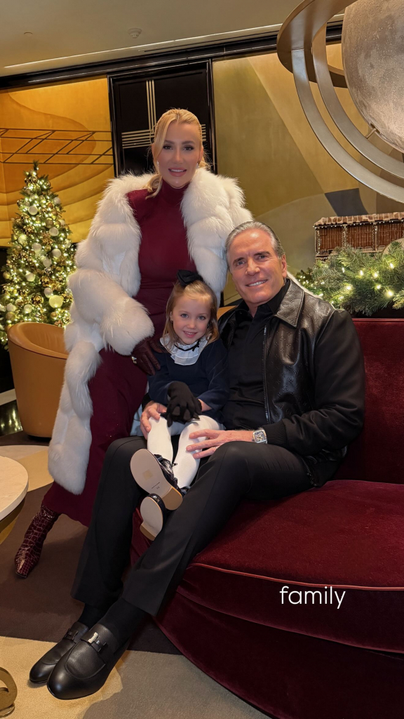 606922875 18574721764032754 2414678211672815826 N.