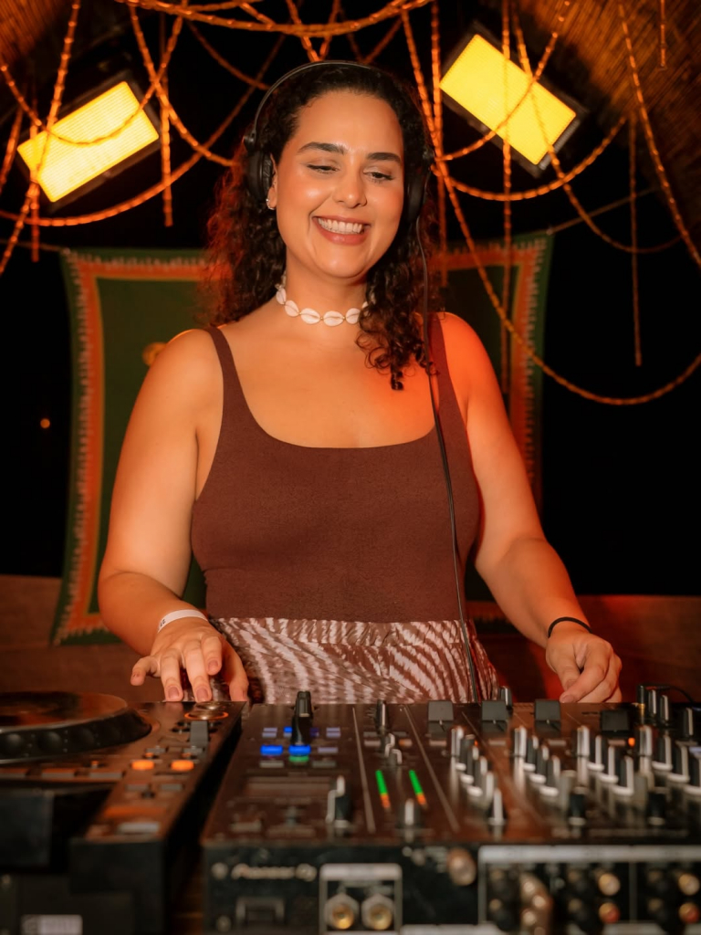 607413044 17930415975154370 5887768606454983145 N