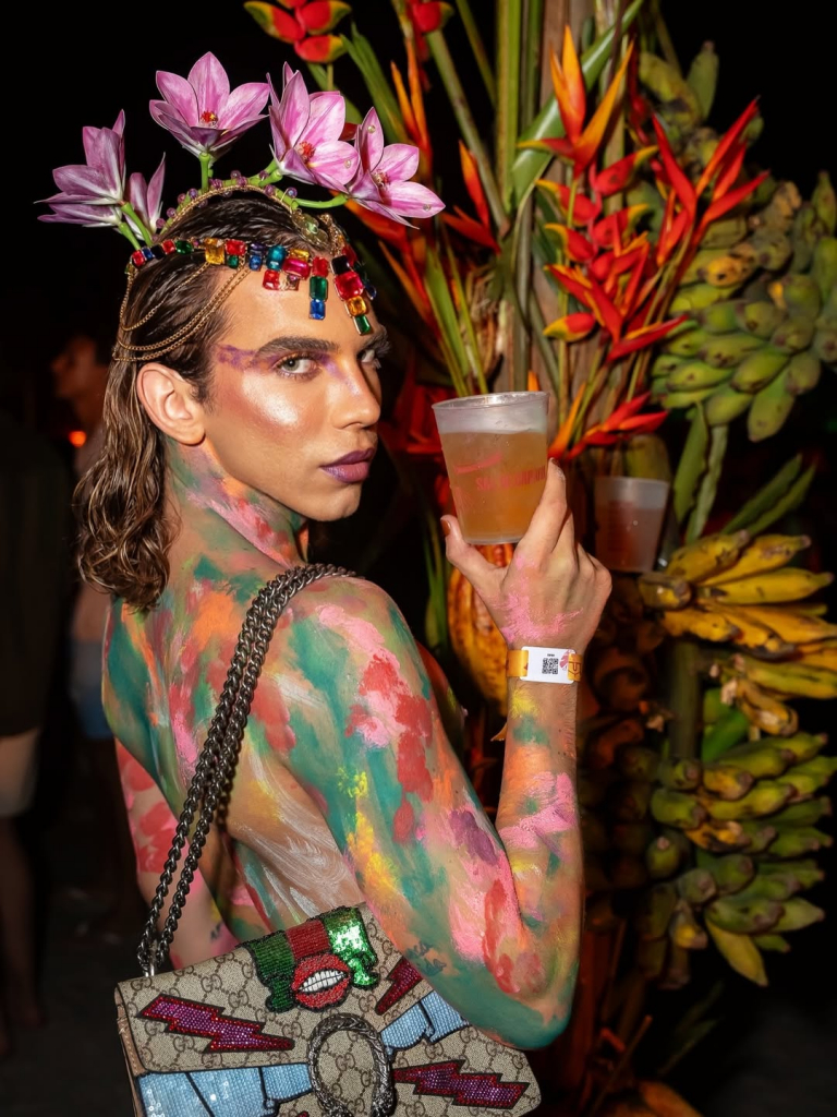 @absolutbrasil #borntomix Beba Com Moderação. Proibido Para Menores De 18 Anos.