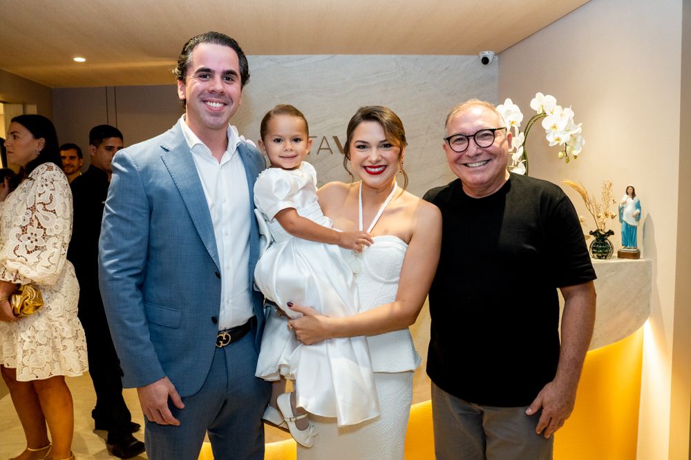 Alfredo, Maria Cecília E Ticiana Lima, E Padre Eugênio