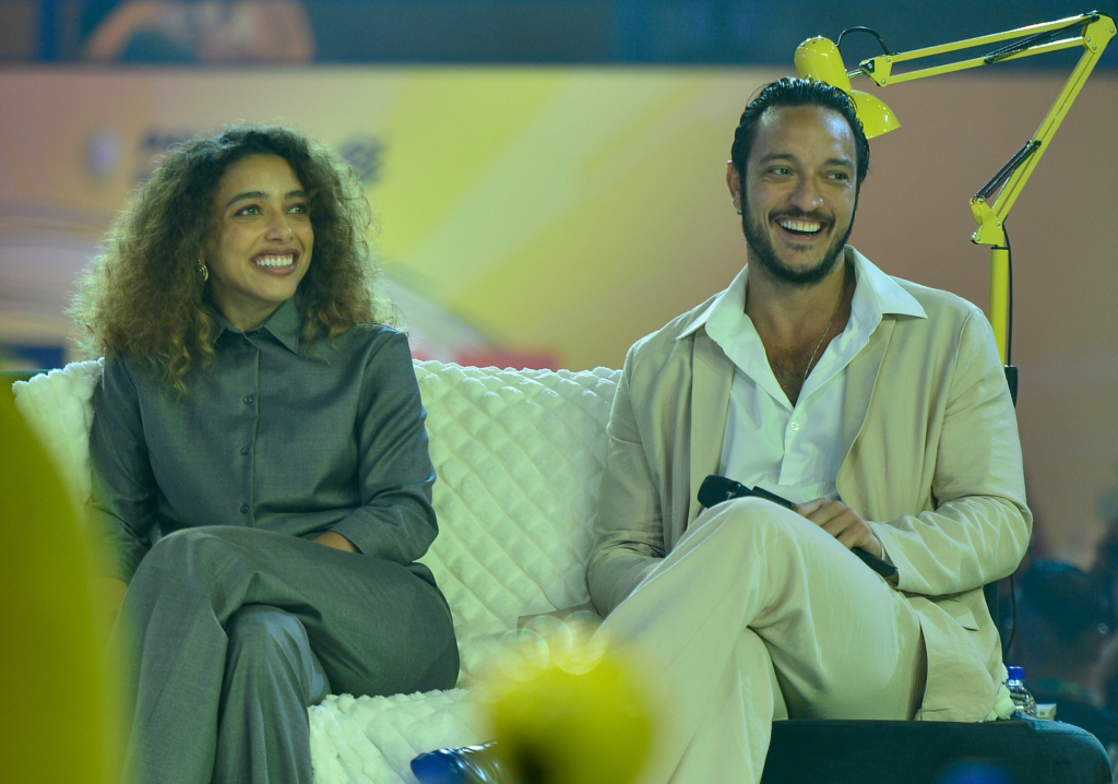 Alice Carvalho E Allan Souza