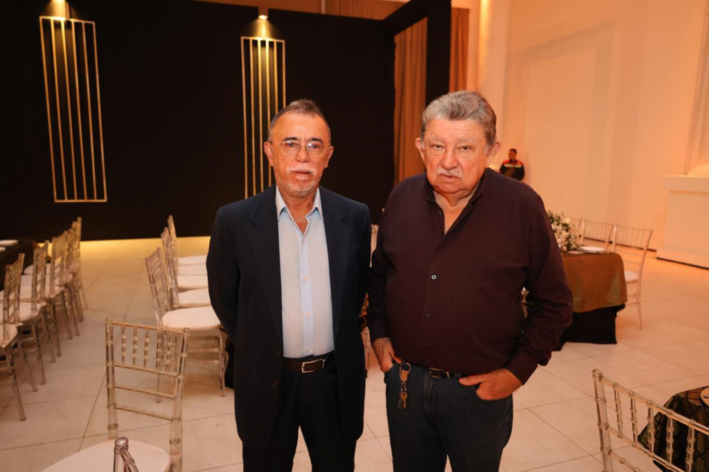 Alisio Da Justa E Benedito Cacau