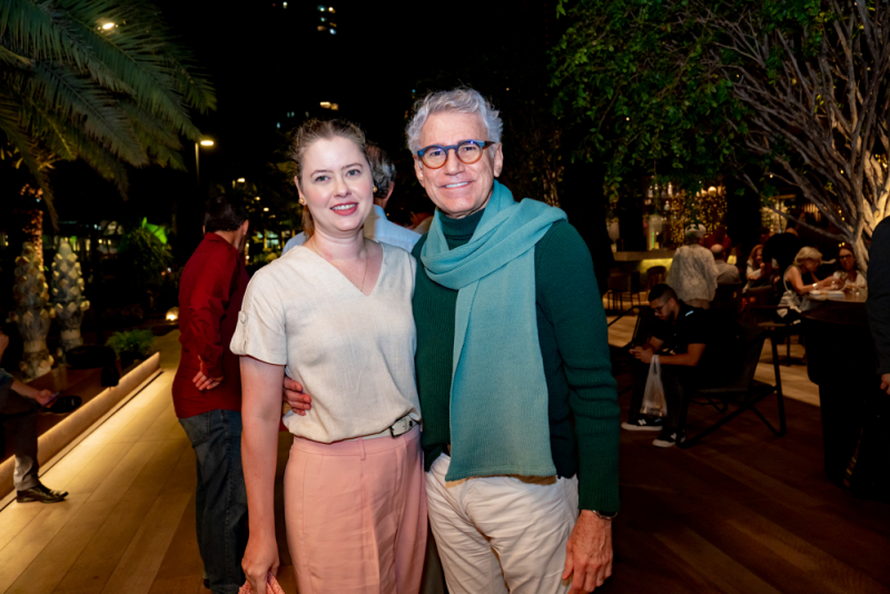 Memória e imagem - Livro que revisita a trajetória artística de José Guedes ganha vernissage em Fortaleza