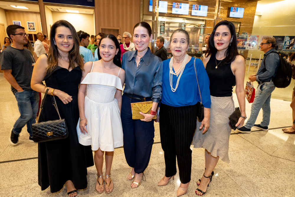 Ana Cecília Muniz, Maria Cecília Caminha, Águeda Muniz, Ana Muniz E Mariana Muniz