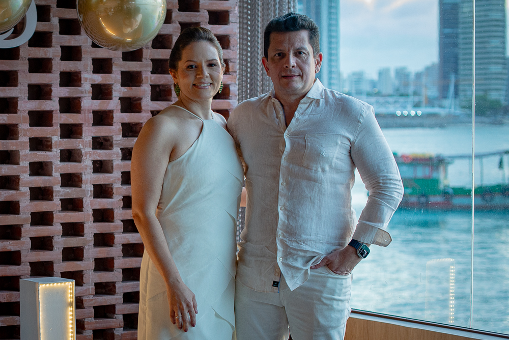 Ana Lúcia E Ladislau Nogueira (2)