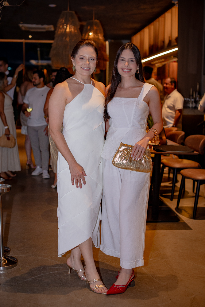 Ana Lúcia Nogueira E Maria Clara