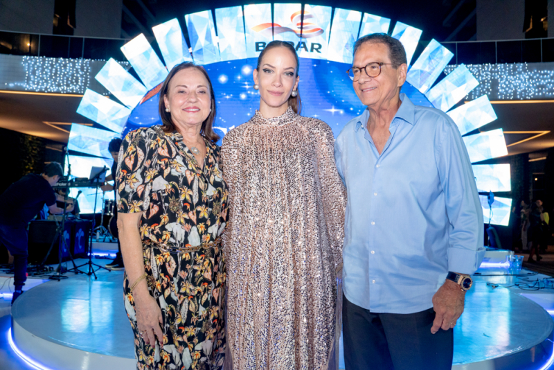 Natal em Fortaleza - Giovana Bezerra dá o tom da segunda noite do BS Christmas com o espetáculo “Vozes do Brasil”