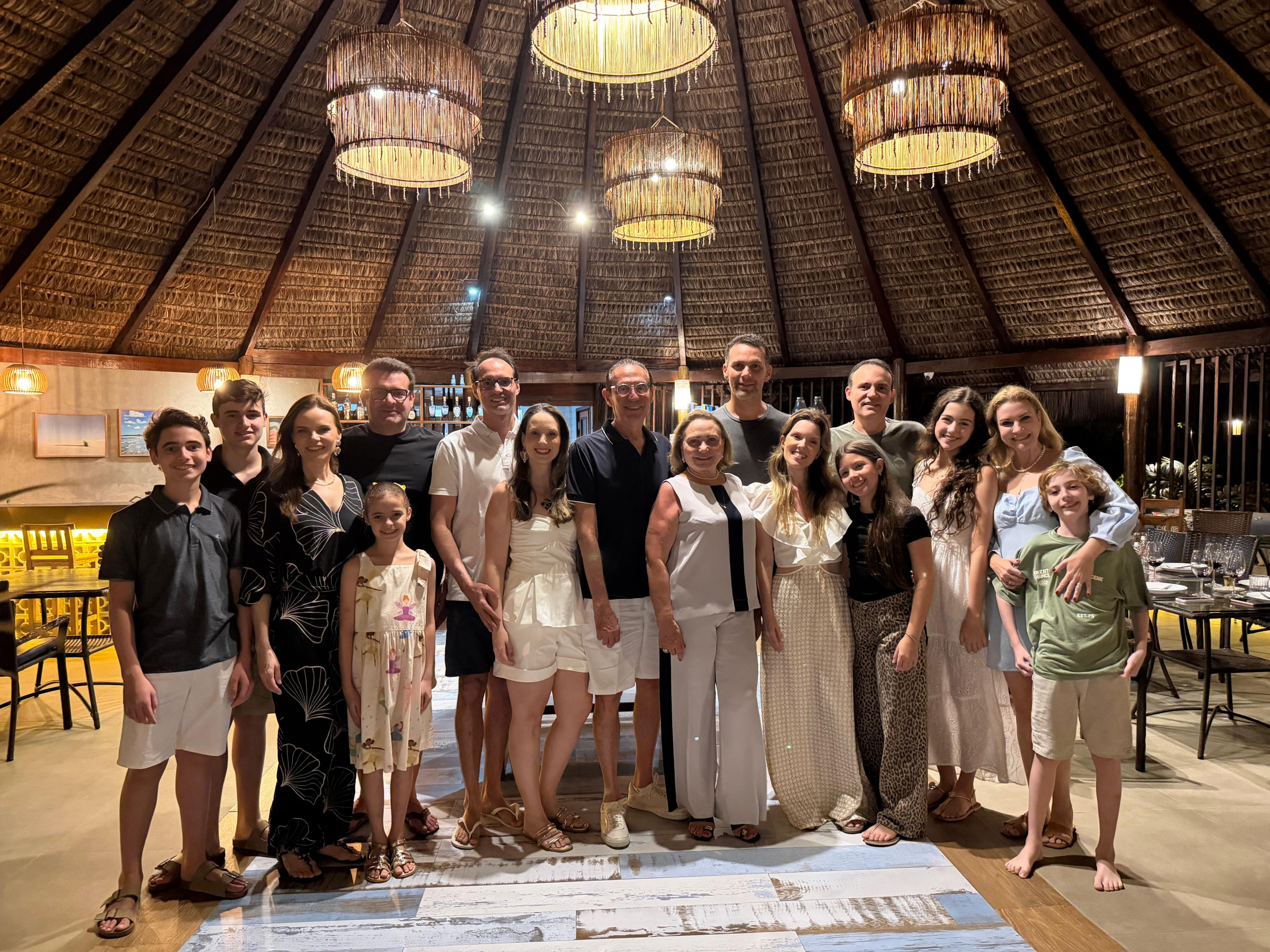 Aristófanes Canamary Júnior escolhe Flecheiras para celebrar os 40 anos em família