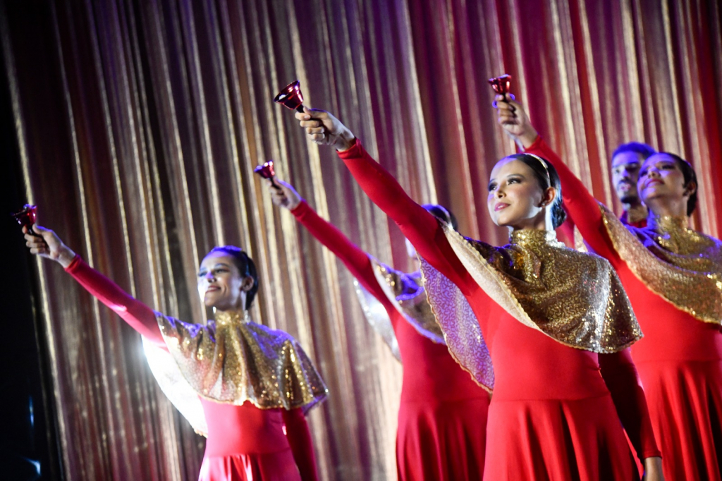 Apresentação Especial Do Aria Social Com Pocket Espetáculo Natalino (2)