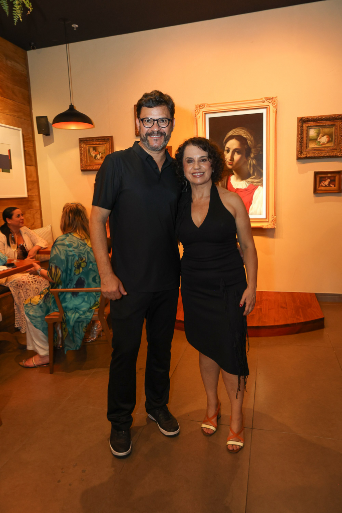 Ari Marques E Zilma Borges