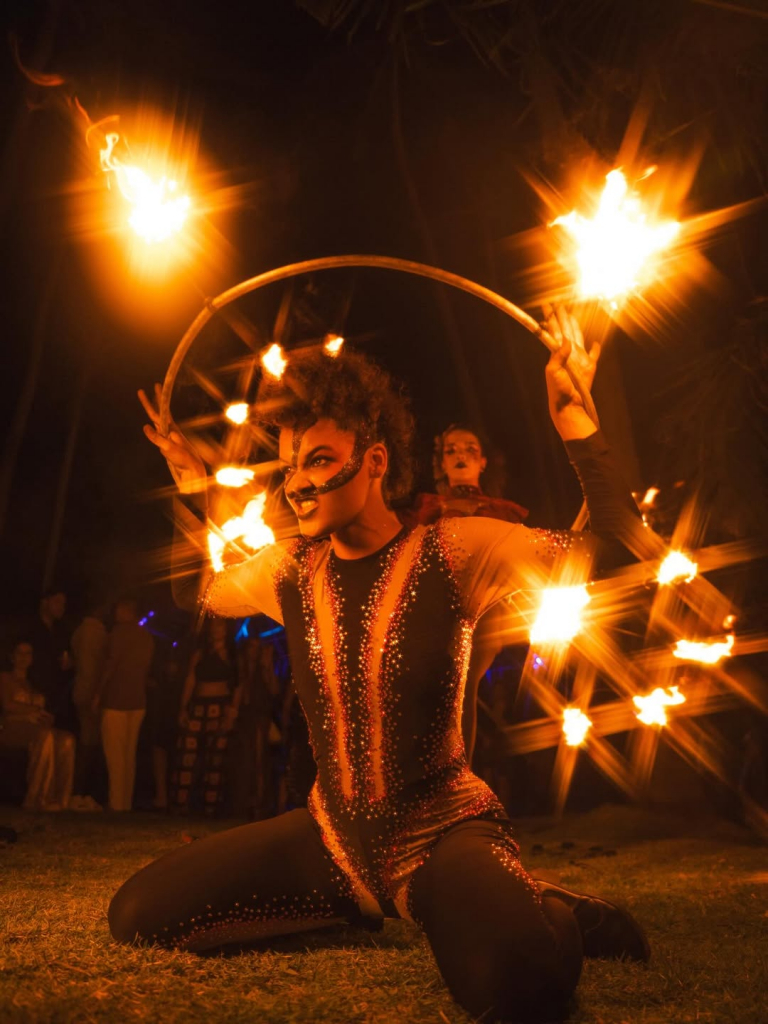 At Réveillon Carneiros, The Magic Lives In The Details. In The Art That Moves Through The Dance (1)