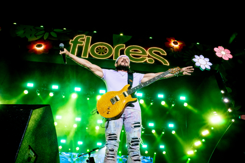 Tradição de fim de ano - Bell Marques e Belo agitam o Marina Park com o Pré-Réveillon Flores