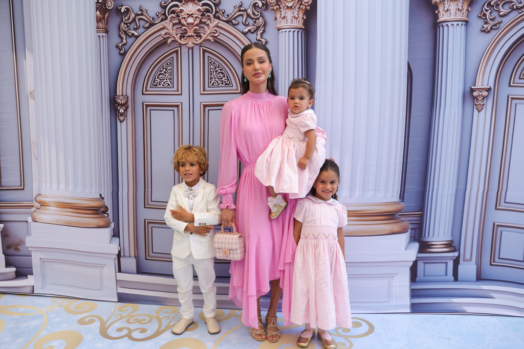 Bia Rodrigues E Filhos