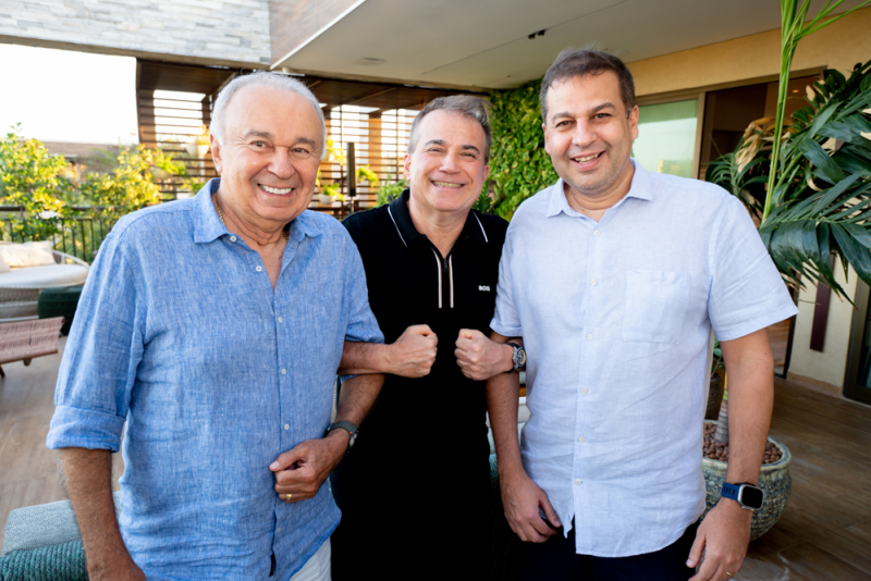 Pré-Réveillon - Sunset RB reúne amigos de Ricardo e Luciana Bezerra no rooftop do Portofino Riviera